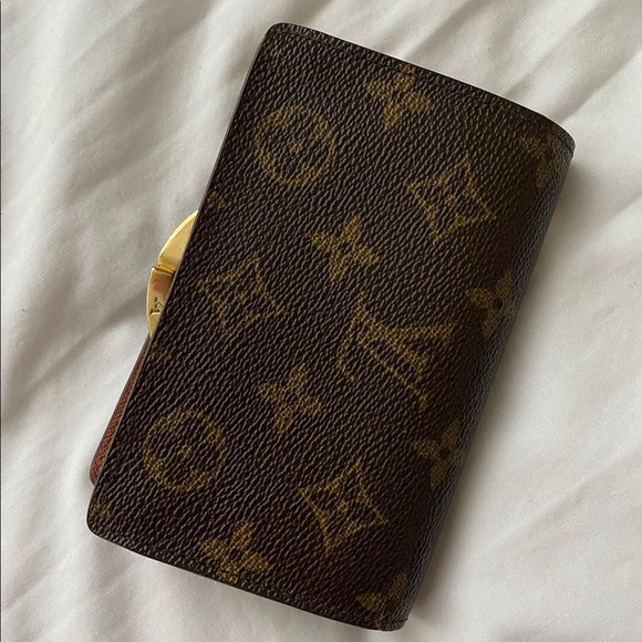 Vintage Louis Vuitton Kisslock Wallet - Picture 3 of 5